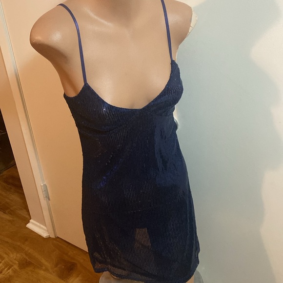 Silence + Noise Sequin long tank chemise - Picture 5 of 11